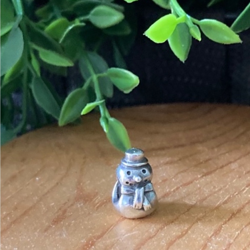 Snowman Pandora bead